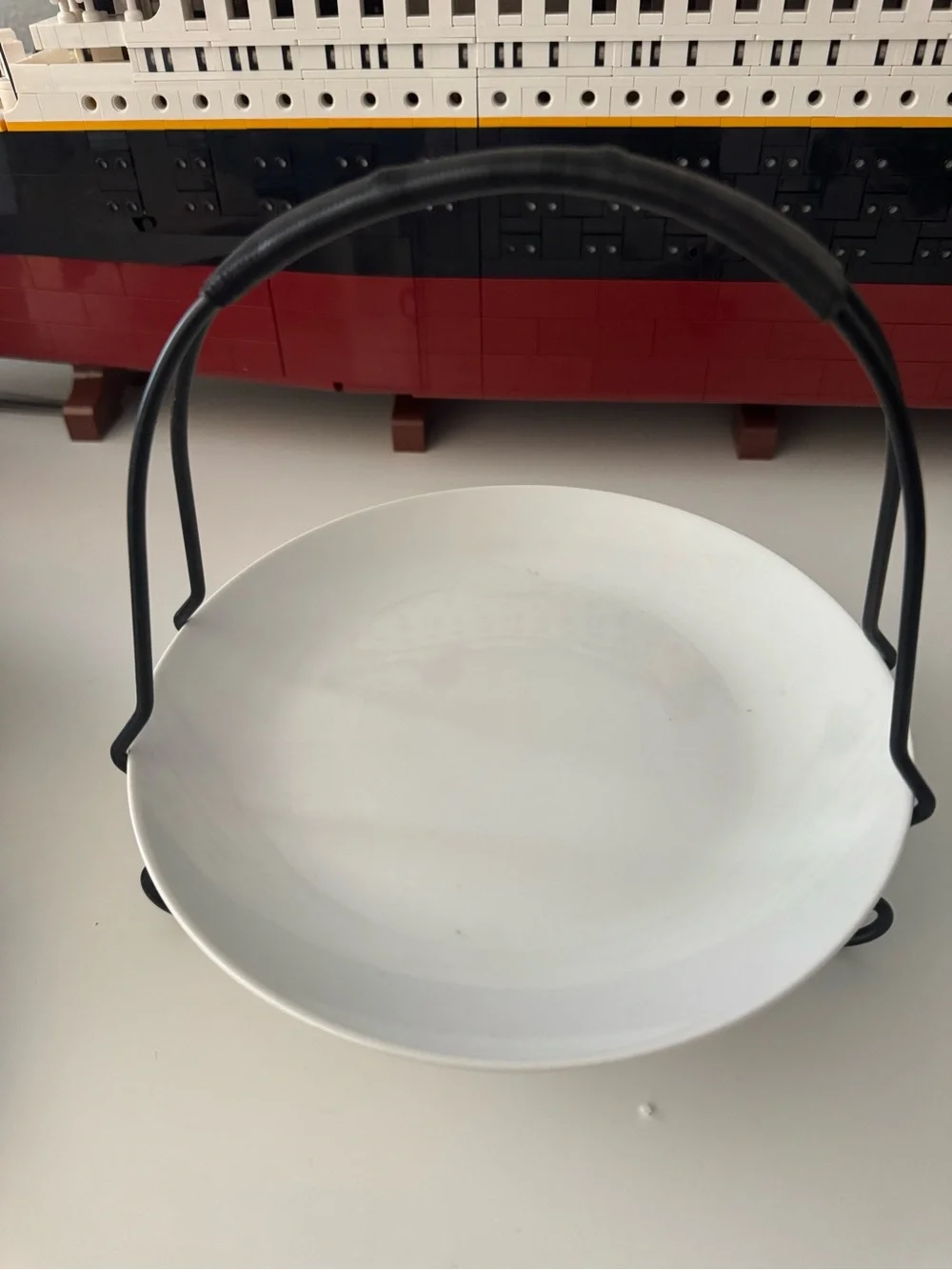 8” White Porcelain Serving Bowl with Decorative Metal Handle